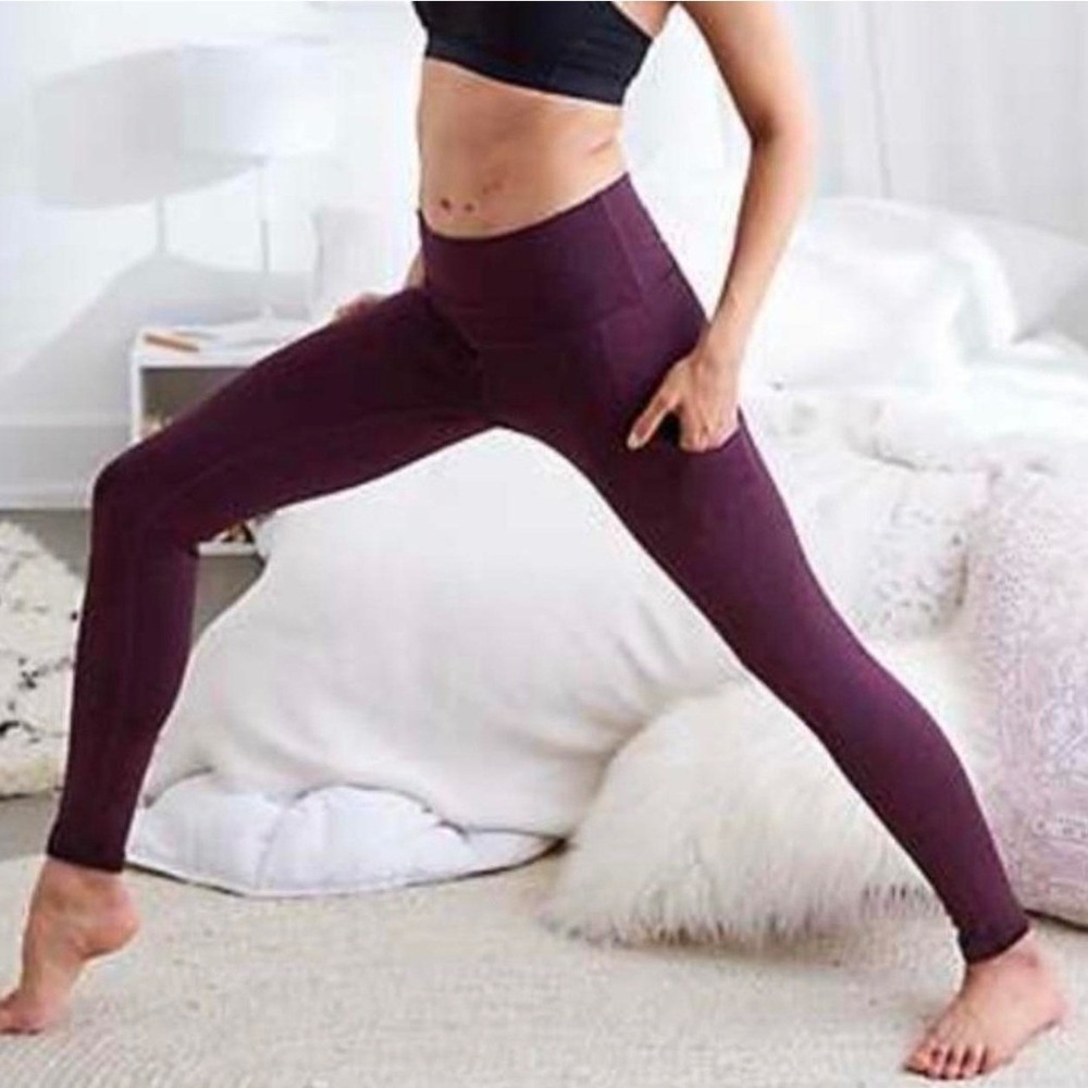 Aerie Chill Play Move High Waisted Space Dye Leggings Burgundy Pockets 4469 M